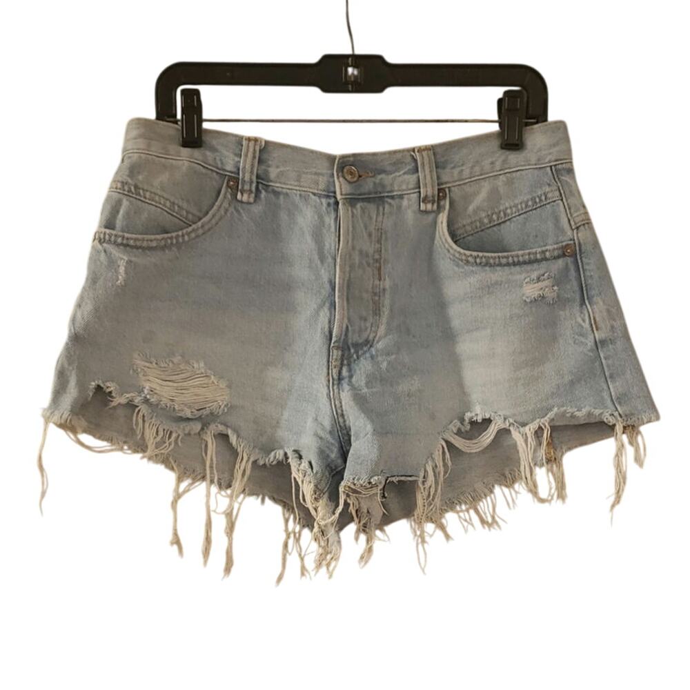 We The Free Now or Never Denim Shorts Size 28 Preloved Good